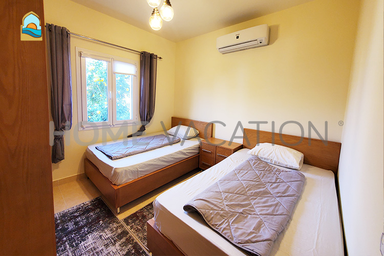08 Makadi two bedroom furnished apartment bedroom_4372c_lg