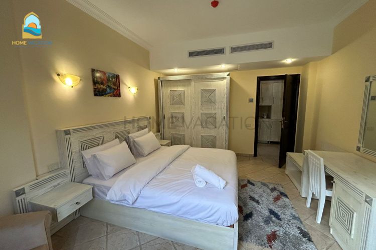 apartment palm beach sahl hasheesh bedroom 2_cc65b_lg