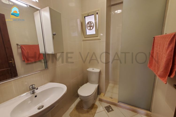 full furnished villa makadi heights hurghada bathroom 3_c11b7_lg