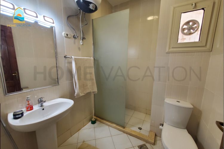 full furnished villa makadi heights hurghada bathroom 4_c11b7_lg