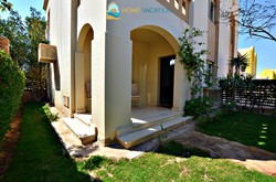 Delightful two-bedroom apartment with private garden for long term rent at Makadi