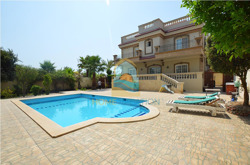 A luxurious Roomy Villa With A Private Pool & Sea View For Long-Term Rent In Magawish