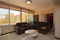 Eine schlüsselfertige Drei-Zimmer-Wohnung zu verkaufen im El Hambra Compound, Touristenpromenade