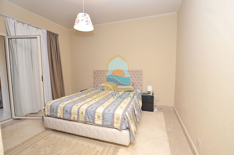 three bedroom apartment for rent in Azzurra Sahl Hasheesh 14_b9f73_lg